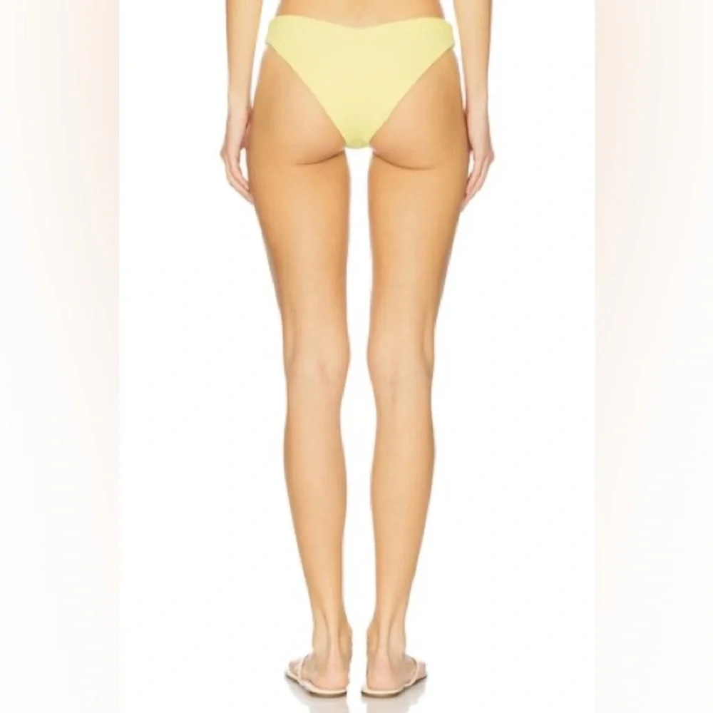 NWT Beach Riot Vanessa Bikini Bottom in Butter Blossom - Picture 3 of 8